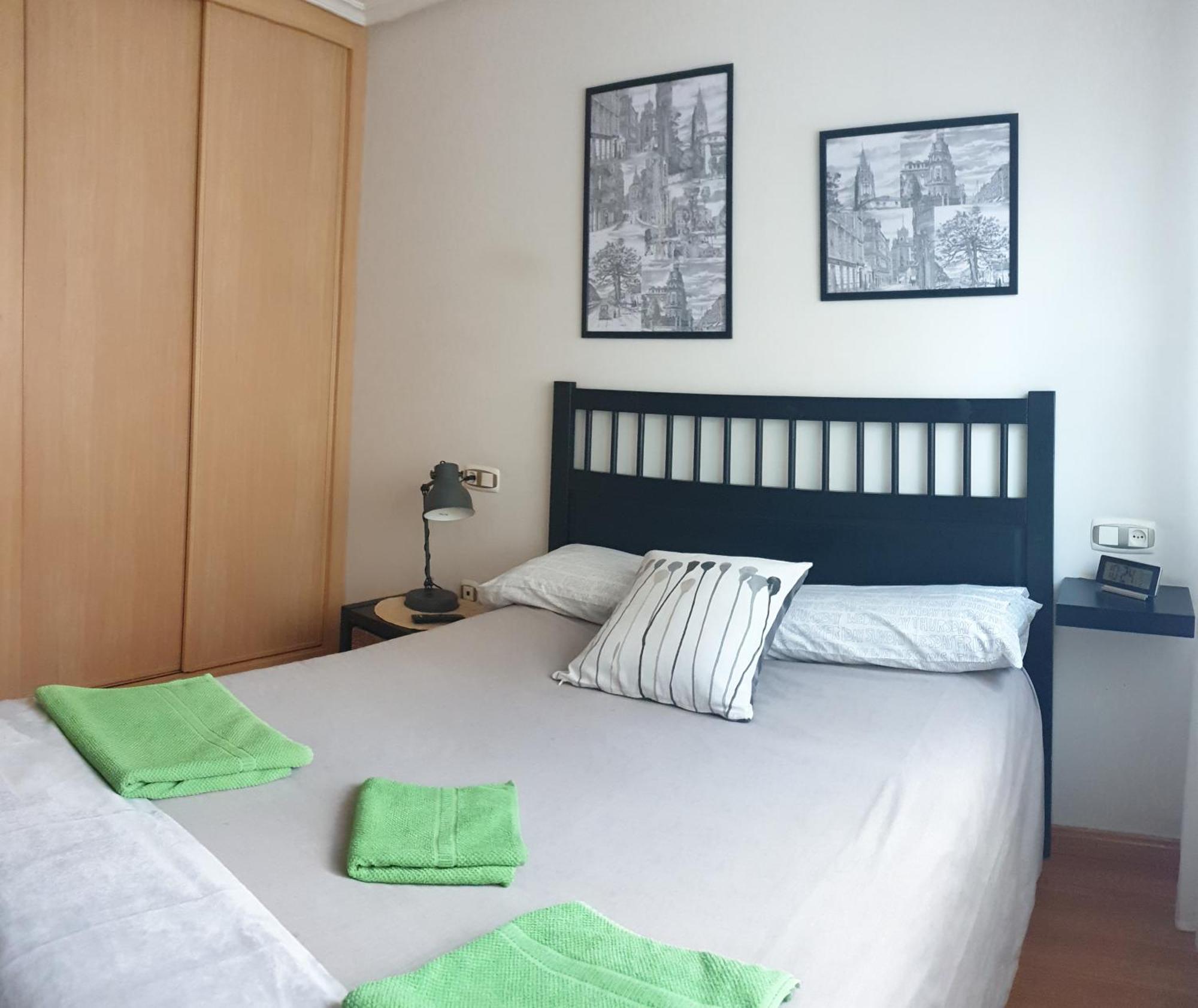 Apartamento "Los Prados" Wifi Y Parking 奥维耶多 外观 照片